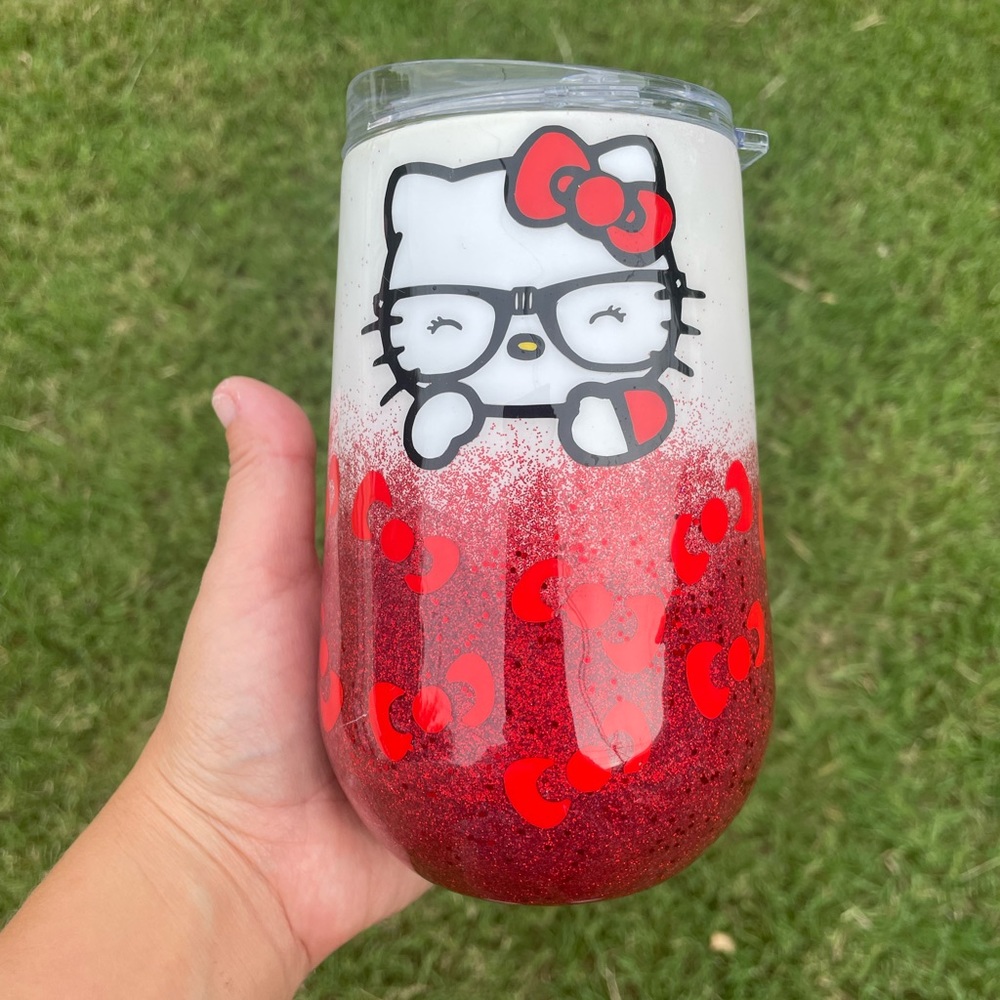 *SOLD* Hello kitty stemless wine tumbler
